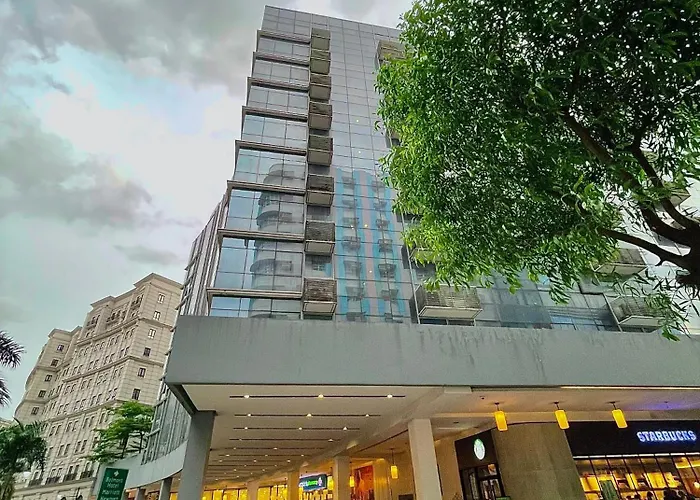 Naia Terminal 3 Newport With Wifi Netflix Pool Apartment