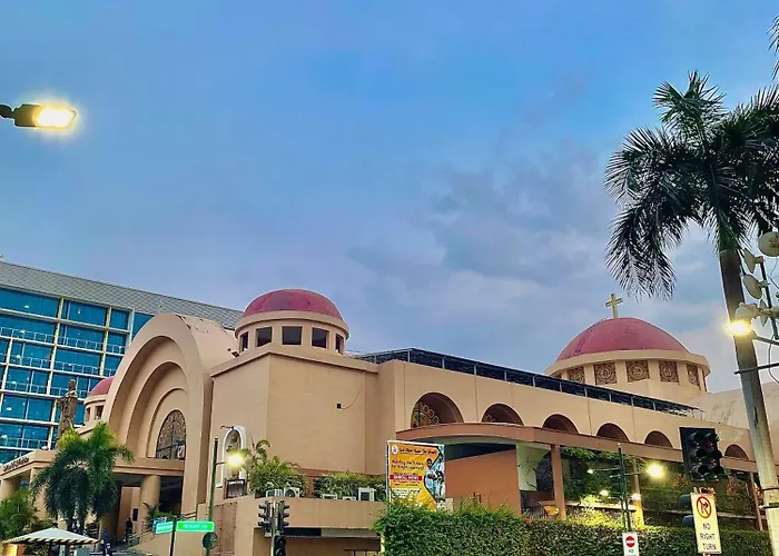 Naia Terminal 3 Newport With Wifi Netflix Pool *