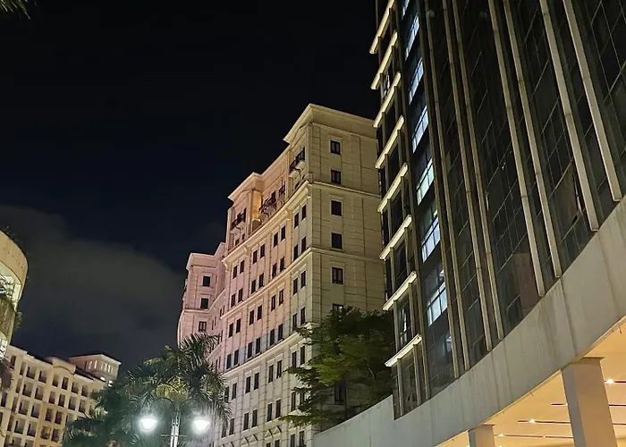 Naia Terminal 3 Newport With Wifi Netflix Pool Apartment Manila